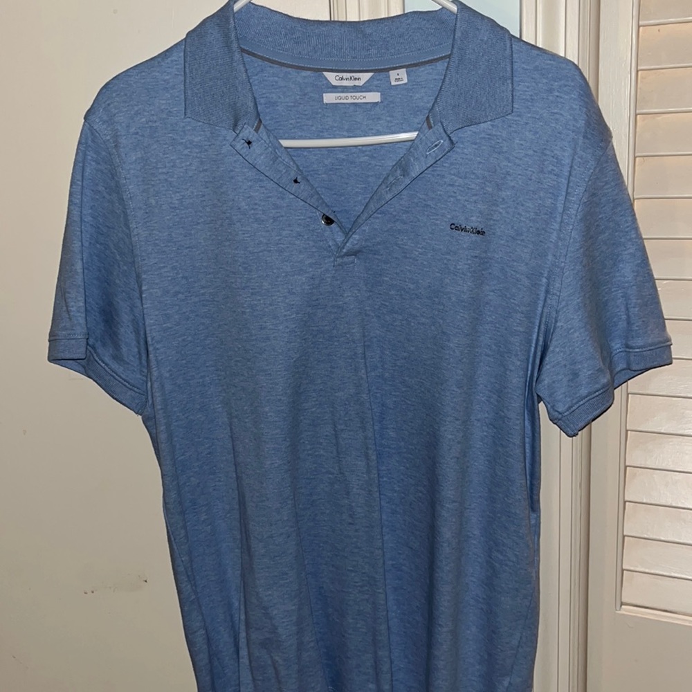 Hardly worn Calvin Klein polo.